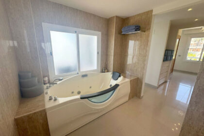 fc6da6fb70cd622a9e3a382b0fbe1686 - 15