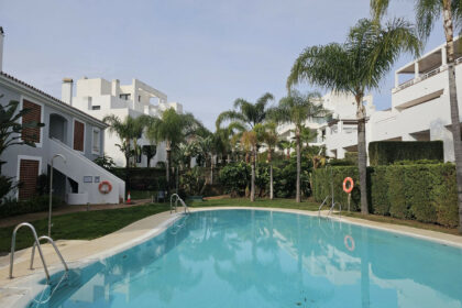 fc6da6fb70cd622a9e3a382b0fbe1686 - 19