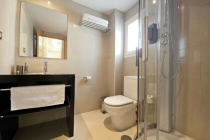 fc6da6fb70cd622a9e3a382b0fbe1686 - 9