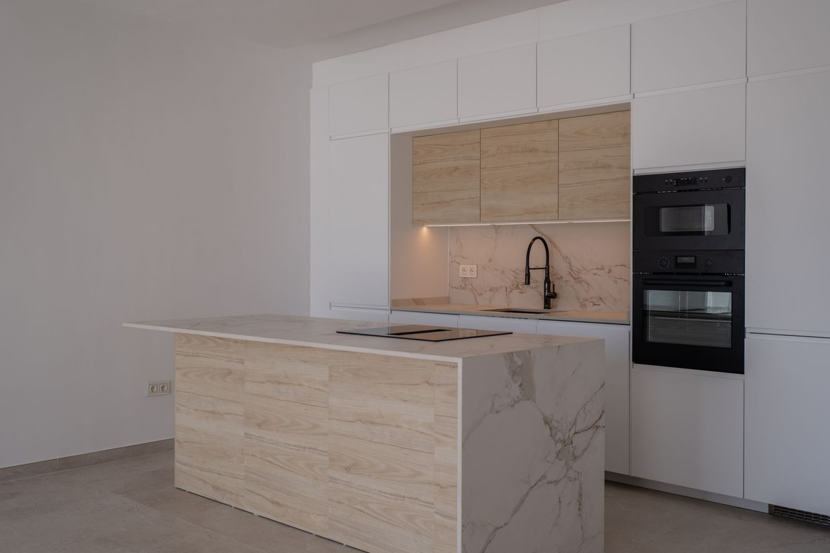 001711cabe2ef3187680edddbd7443b6 - 19