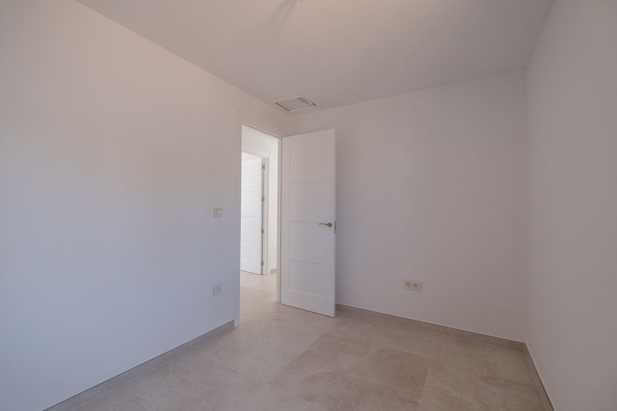 001711cabe2ef3187680edddbd7443b6 - 33