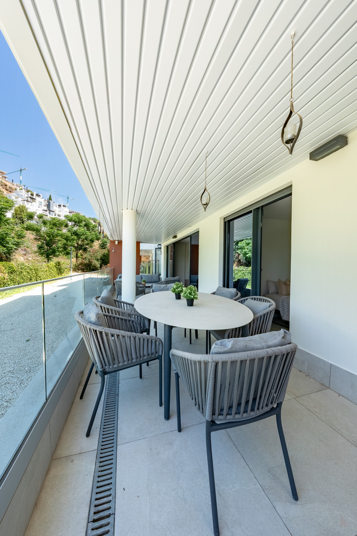 0bab11555ea342ff415e2c6ea52e1f16 - 33