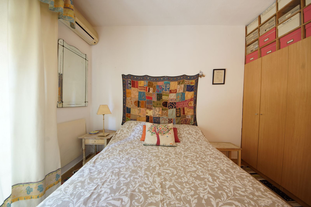 11dc872869d568a1c90a7e761897aa89 - 13