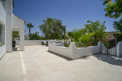 1220f9441bacb442019926ca186495a2 - 22