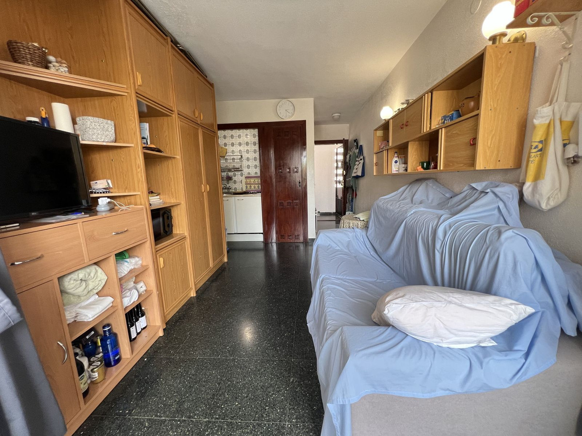 12af4e11307a912a7c584cb7f59b0ccc - 2