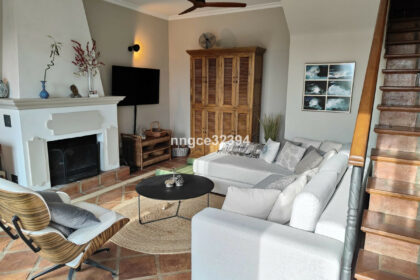 139d2aa1b579a954469f7e64e59f7557 - 18