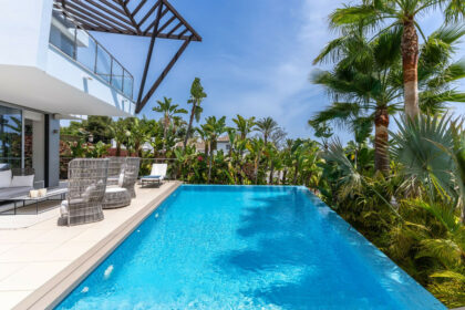 13b96cc2bc62bd199011b23ef5e41b2e - 1