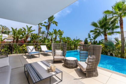 13b96cc2bc62bd199011b23ef5e41b2e - 14