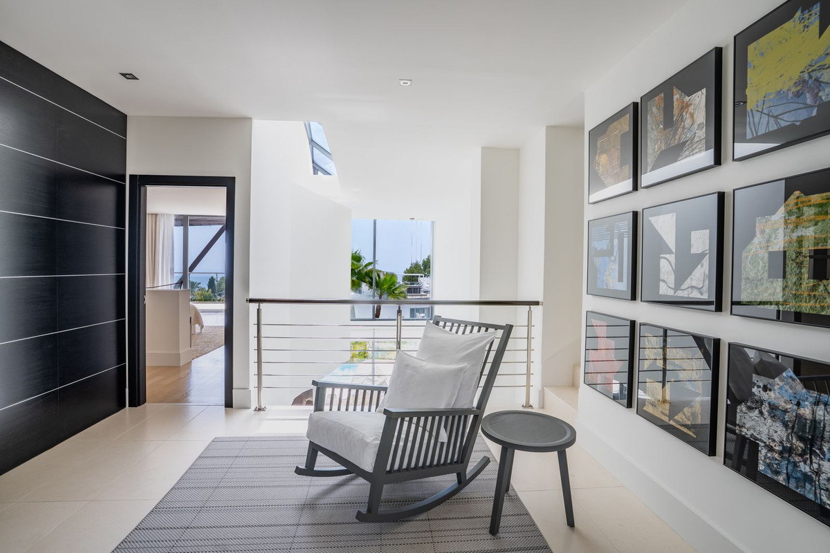 13b96cc2bc62bd199011b23ef5e41b2e - 33