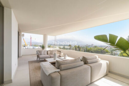 18fd5a41bc8322a655d77e22f1df0632 - 12