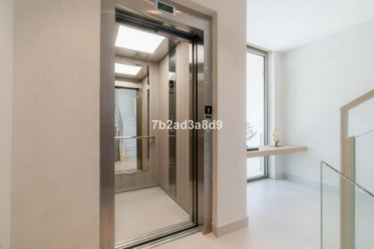 18fd5a41bc8322a655d77e22f1df0632 - 15