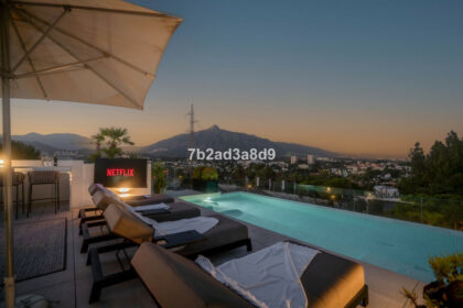 18fd5a41bc8322a655d77e22f1df0632 - 50