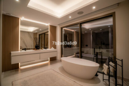 18fd5a41bc8322a655d77e22f1df0632 - 56