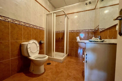 19220a99cc5689e3bea6f9d87903d800 - 3
