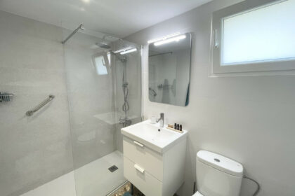 1eaa2bd059262399475405d5bc508334 - 18