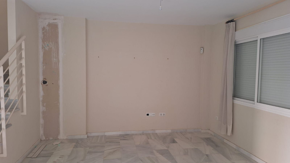 1edc3d5458c11b0635891d3548b7db1e - 15