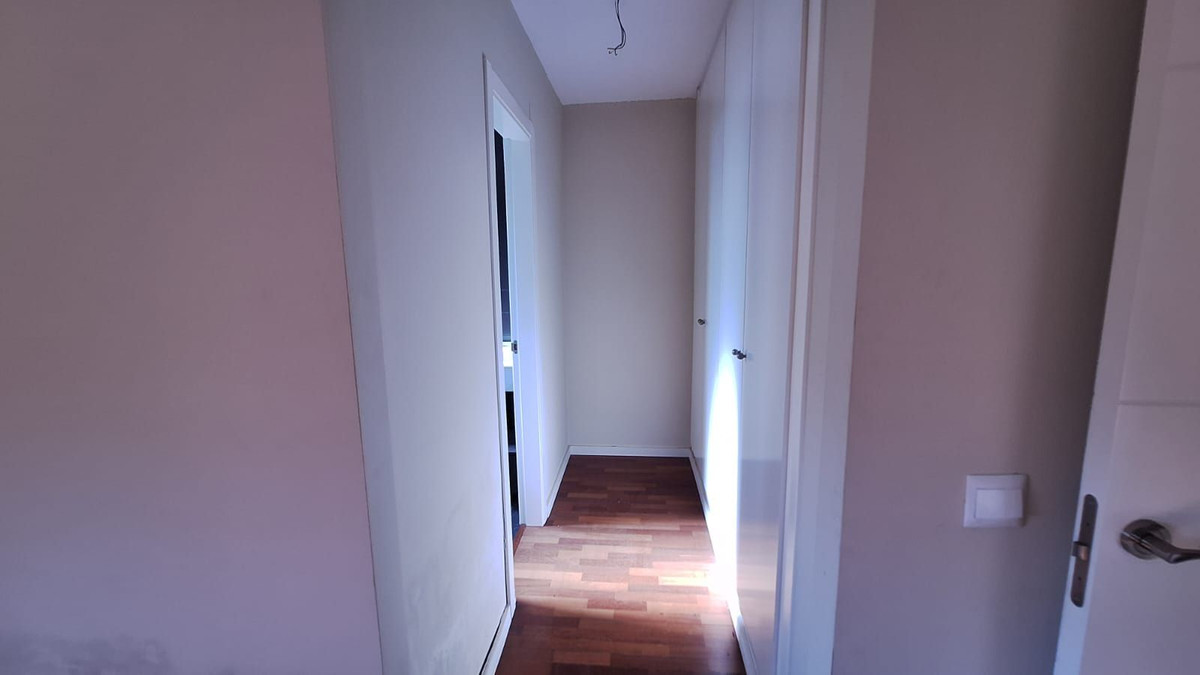 1edc3d5458c11b0635891d3548b7db1e - 18