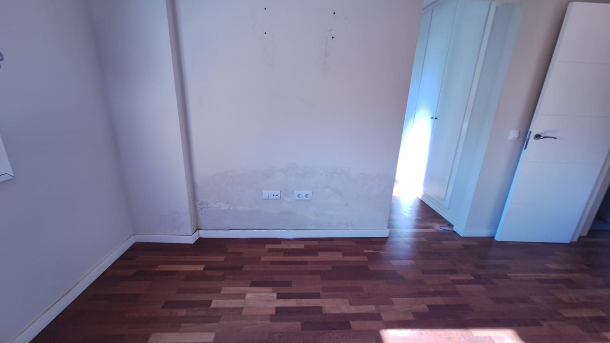 1edc3d5458c11b0635891d3548b7db1e - 25