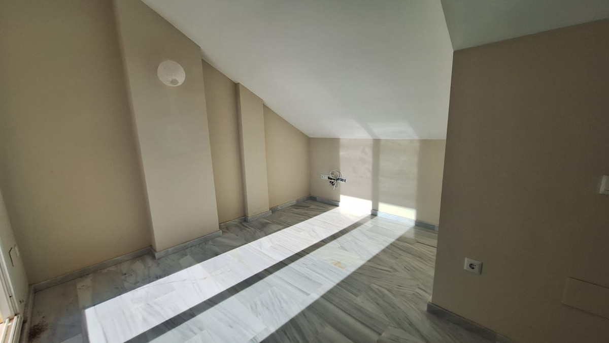 1edc3d5458c11b0635891d3548b7db1e - 29