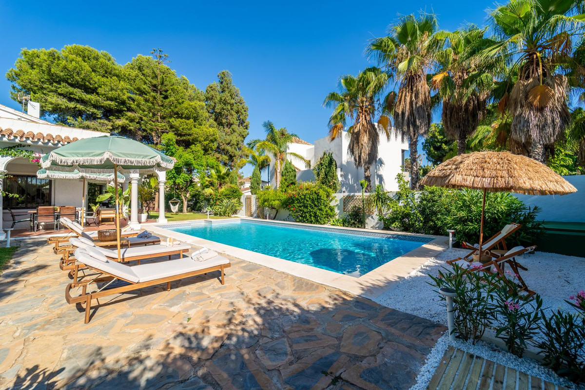 216fa95612e33bceb2d9e34650c85211 - 3