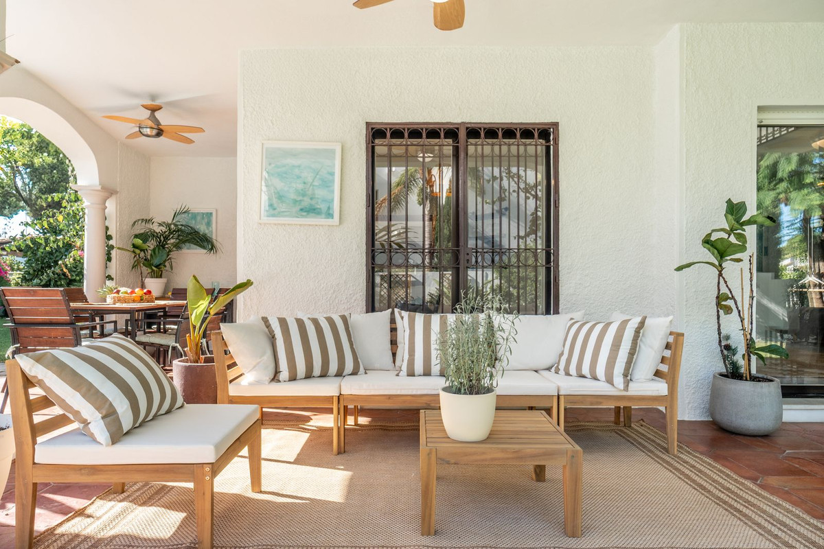 216fa95612e33bceb2d9e34650c85211 - 5