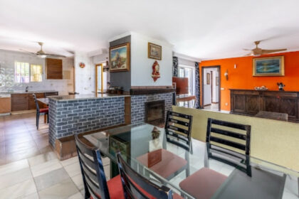 23dff3c8f0dc5ccb5e82671504ac88fe - 24