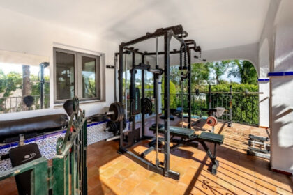 23dff3c8f0dc5ccb5e82671504ac88fe - 27