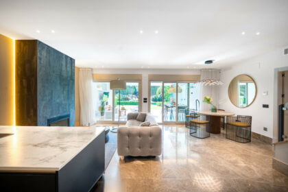 2ce69f4a111315f6bb629c5f45077a99 - 13