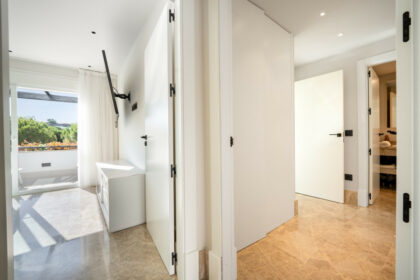 2ce69f4a111315f6bb629c5f45077a99 - 21