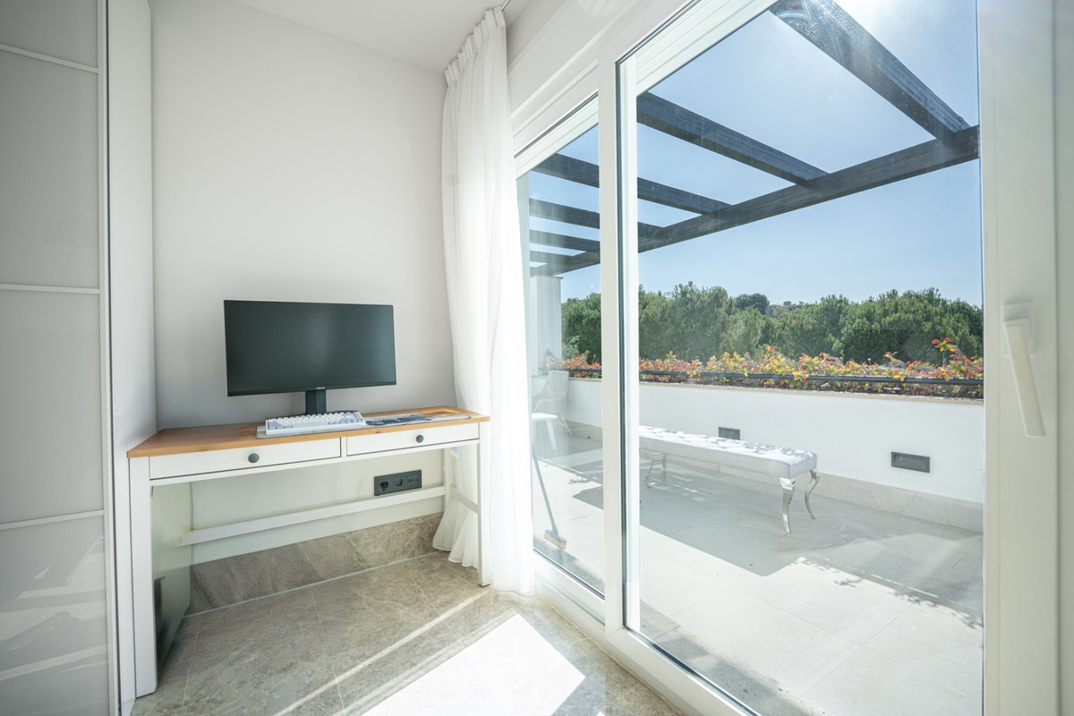 2ce69f4a111315f6bb629c5f45077a99 - 27