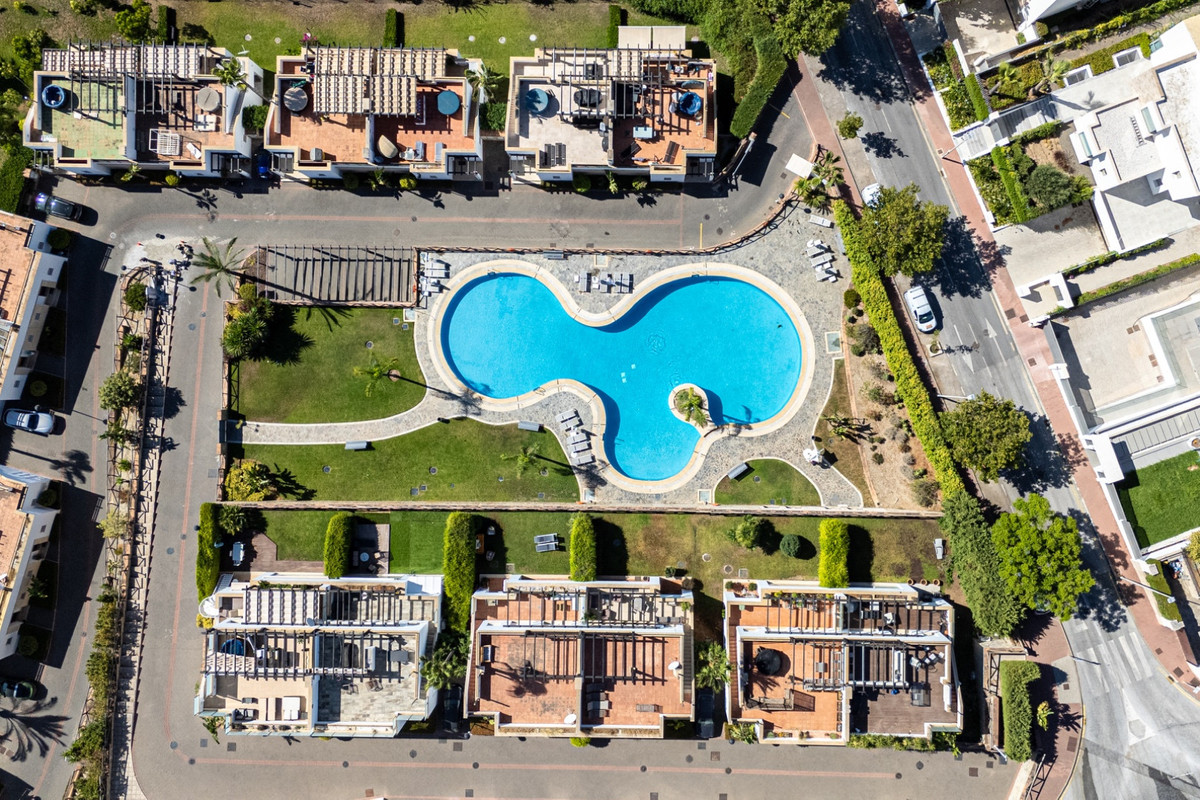 2ce69f4a111315f6bb629c5f45077a99 - 38