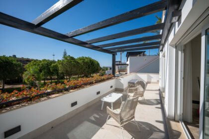 2ce69f4a111315f6bb629c5f45077a99 - 43