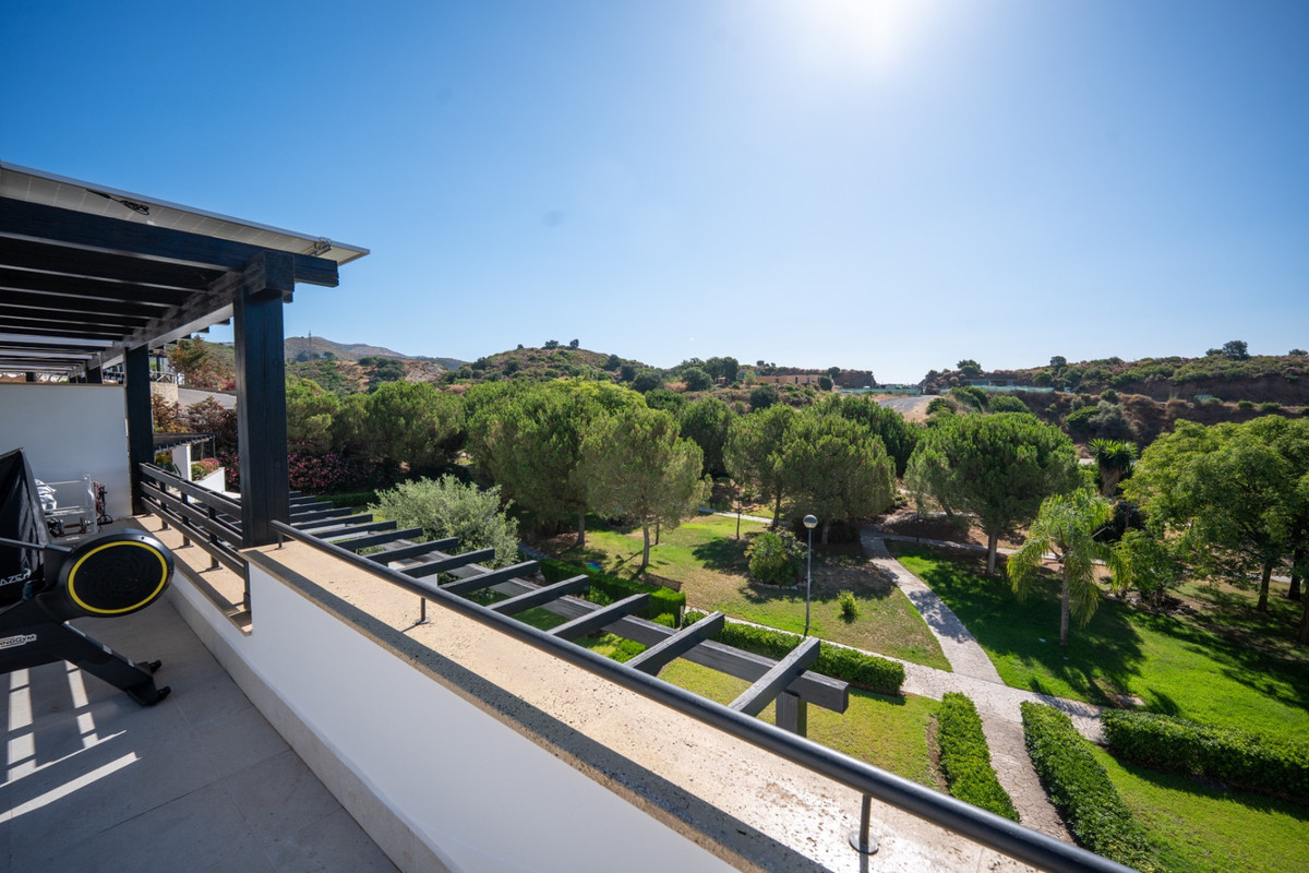 2ce69f4a111315f6bb629c5f45077a99 - 46