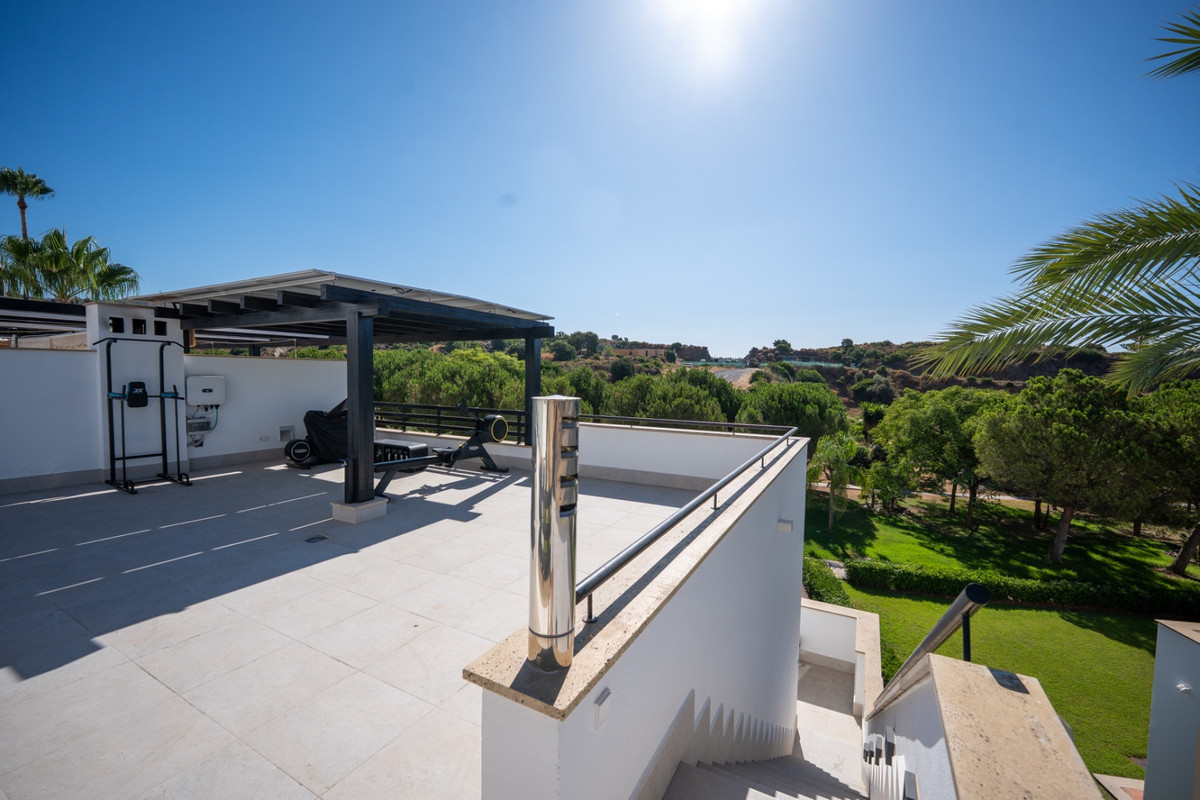 2ce69f4a111315f6bb629c5f45077a99 - 48