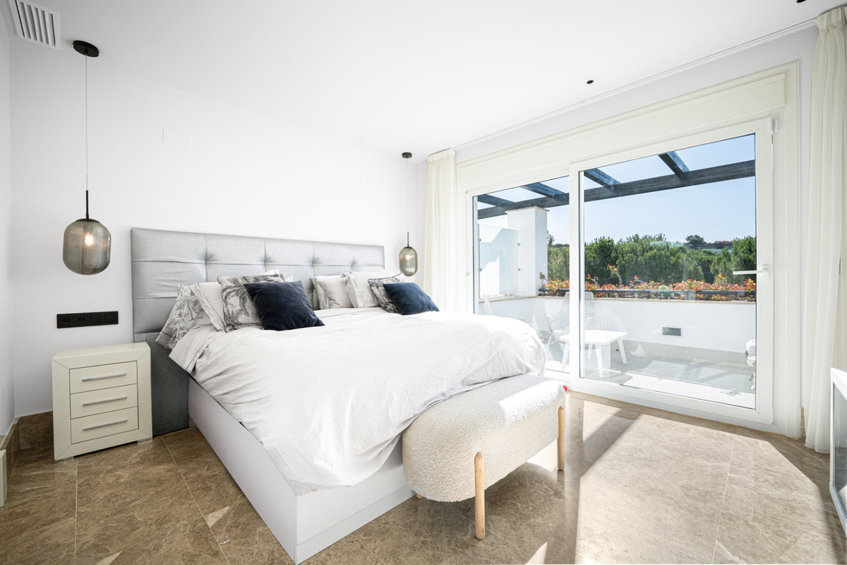 2ce69f4a111315f6bb629c5f45077a99 - 5