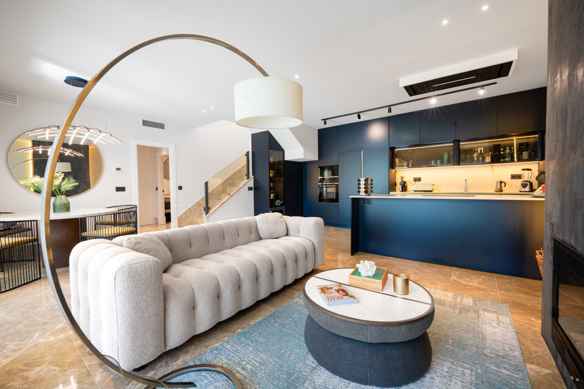 2ce69f4a111315f6bb629c5f45077a99 - 7