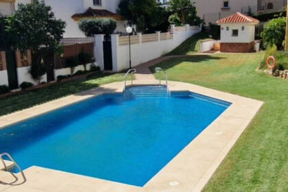 2f9664415ee13ec27c458527926fd00a - 33