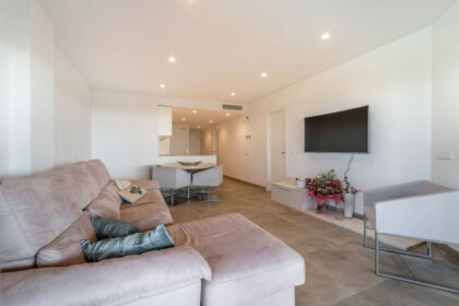 31073bedae764658f2780f2910a2bffc - 10