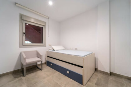 31073bedae764658f2780f2910a2bffc - 14