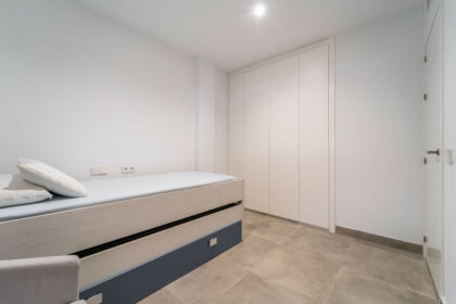 31073bedae764658f2780f2910a2bffc - 15