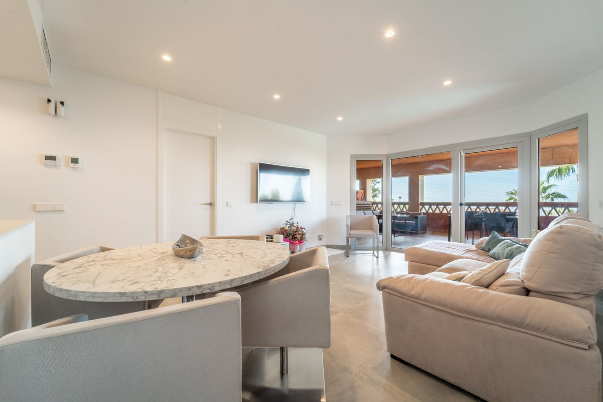 31073bedae764658f2780f2910a2bffc - 9