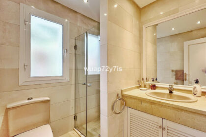 31d53e5ae98a948fda6c7c85619a37c1 - 10