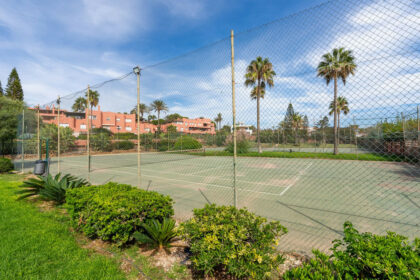 370b9e5ace6f12180869cbd8fa75e8c5 - 30