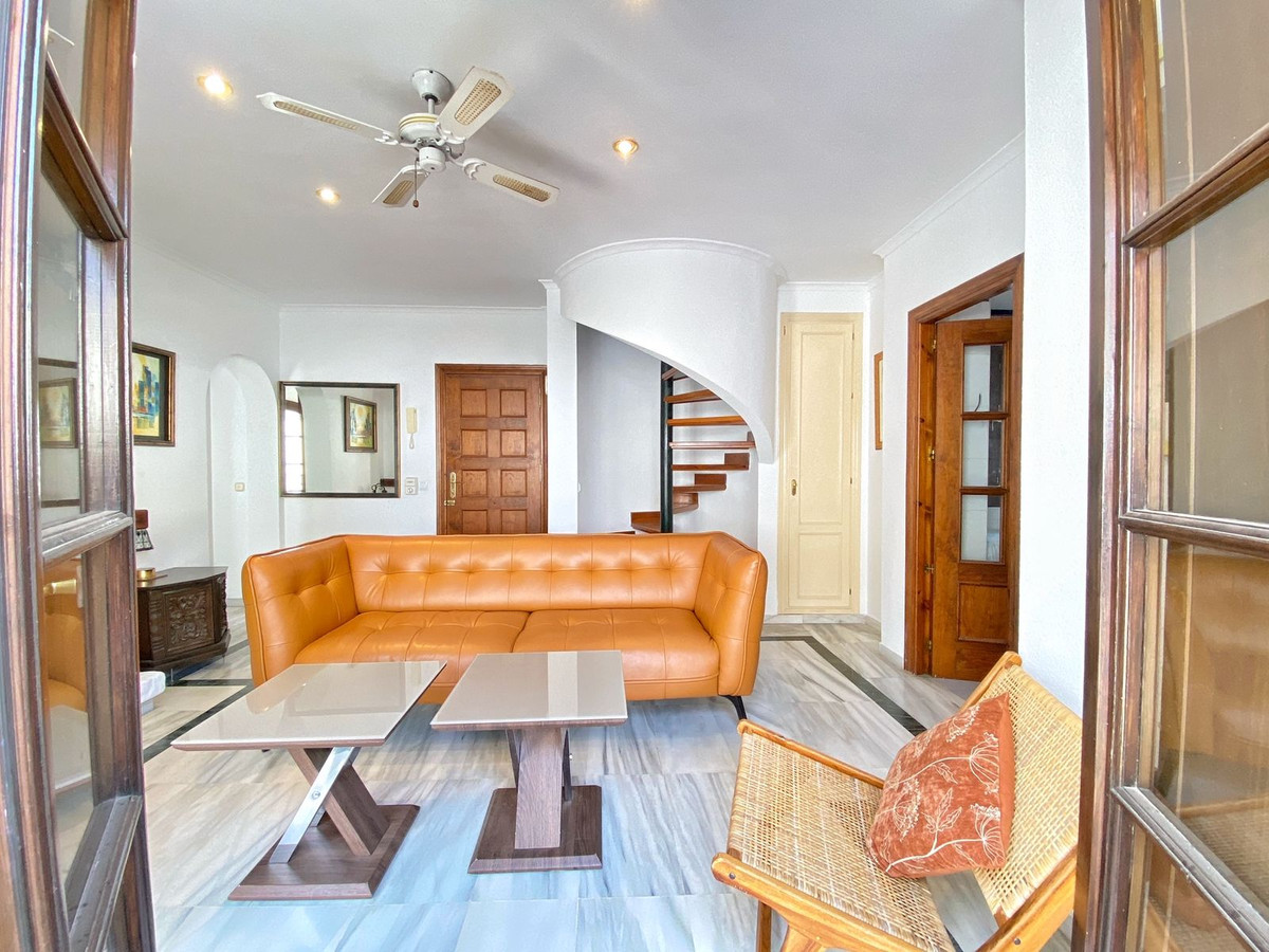 375185d8024a4fbe23eb1a4783d55f73 - 11