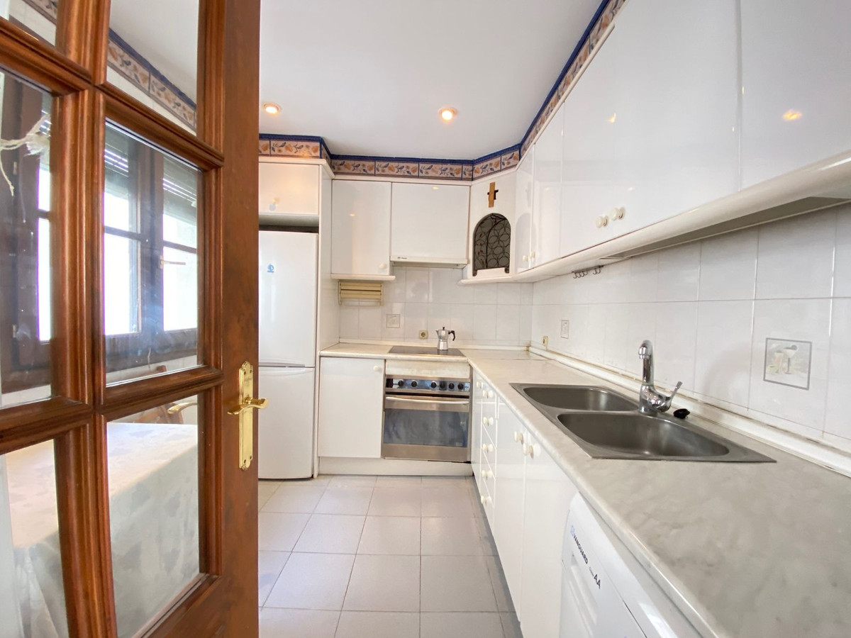 375185d8024a4fbe23eb1a4783d55f73 - 16