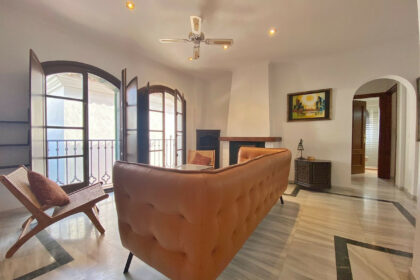 375185d8024a4fbe23eb1a4783d55f73 - 2