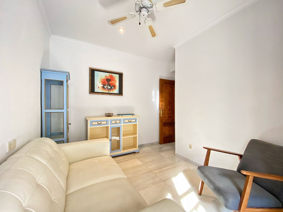 375185d8024a4fbe23eb1a4783d55f73 - 25