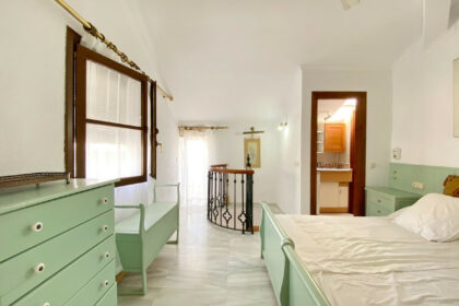 375185d8024a4fbe23eb1a4783d55f73 - 28