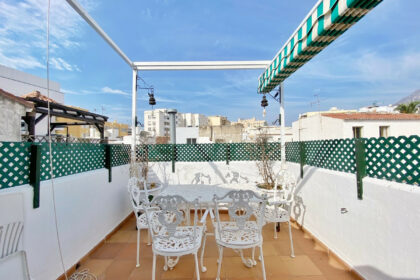 375185d8024a4fbe23eb1a4783d55f73 - 3