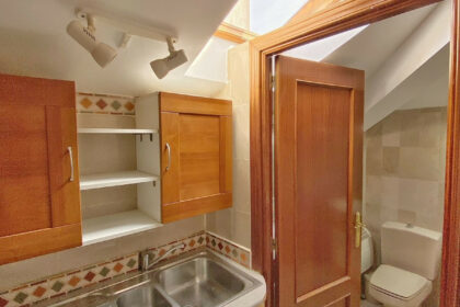 375185d8024a4fbe23eb1a4783d55f73 - 31